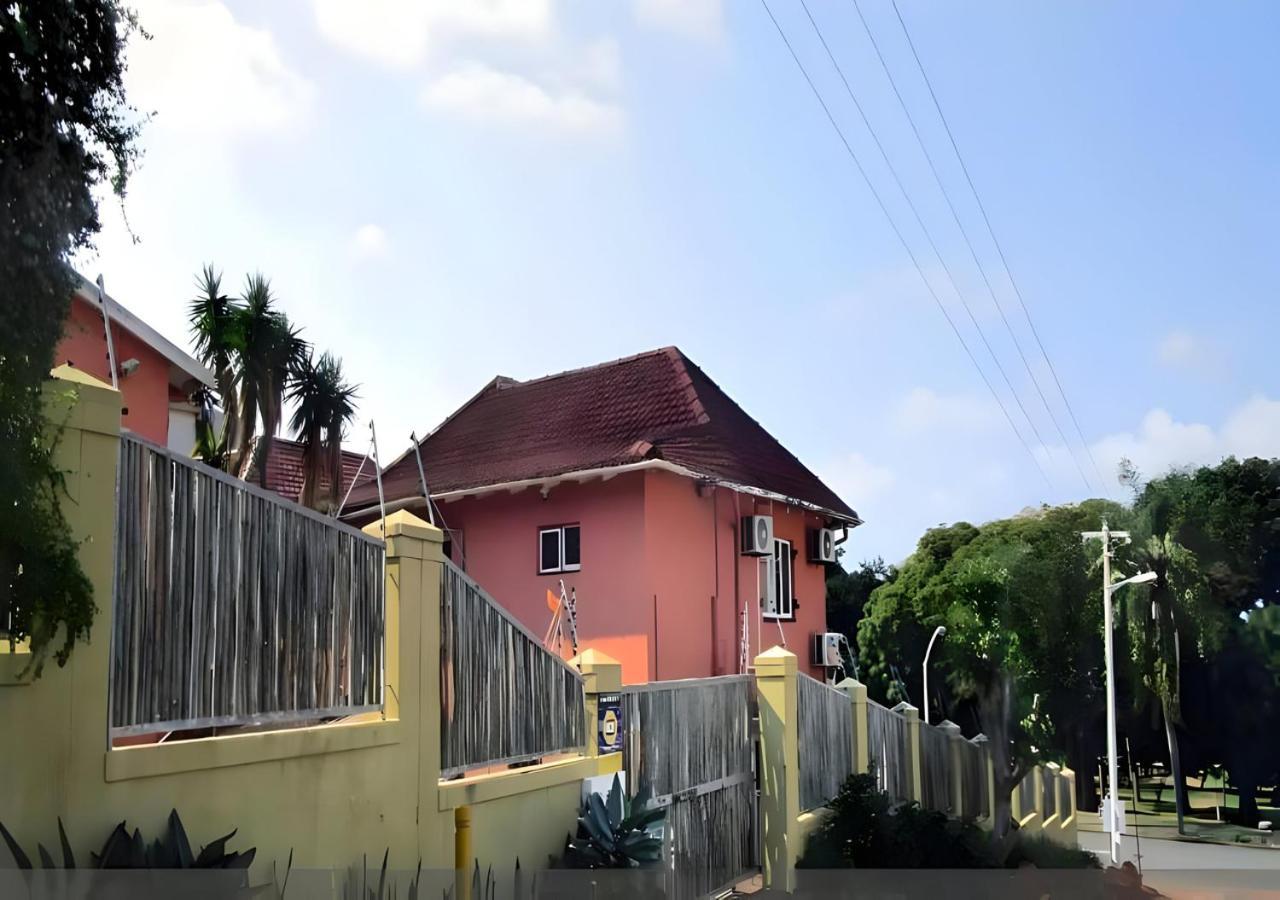 דורבן Kzn Park View Guest House מראה חיצוני תמונה