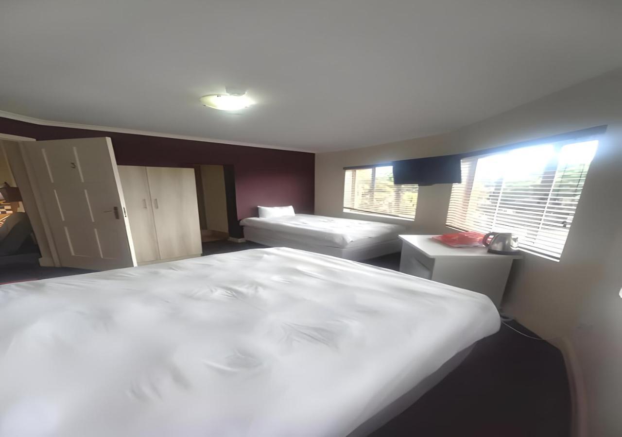 דורבן Kzn Park View Guest House מראה חיצוני תמונה