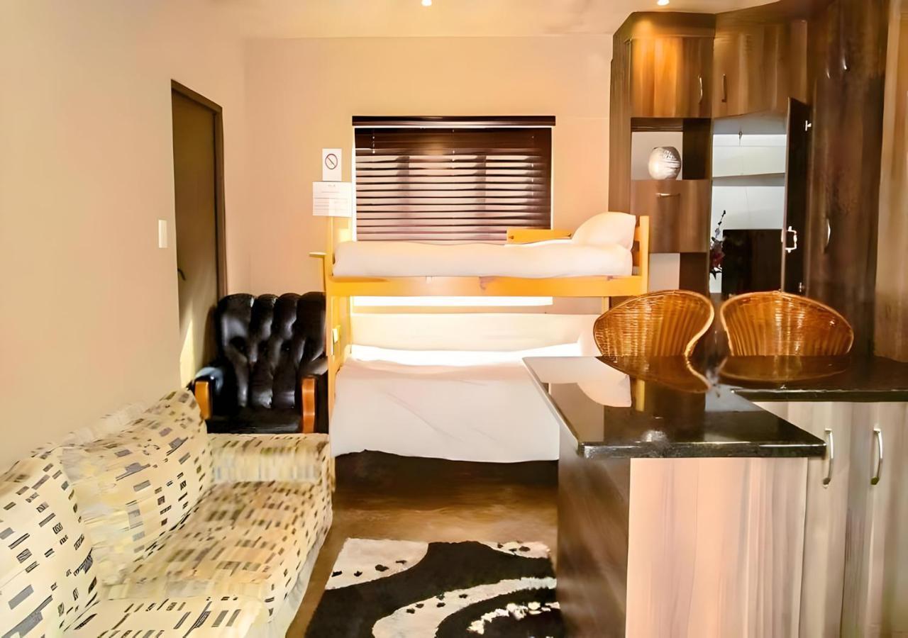 דורבן Kzn Park View Guest House מראה חיצוני תמונה