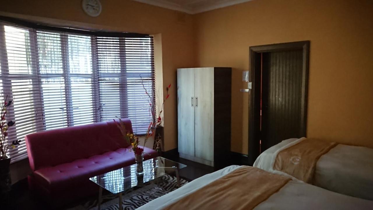 דורבן Kzn Park View Guest House מראה חיצוני תמונה